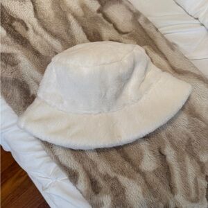 White Fuzzy Faux Fur Bucket Hat NWOT